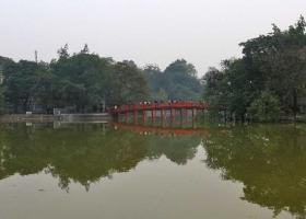 Озеро возвращенного меча и храм черепахи в ханое Вьетнамская легенда озера Хоанкьем